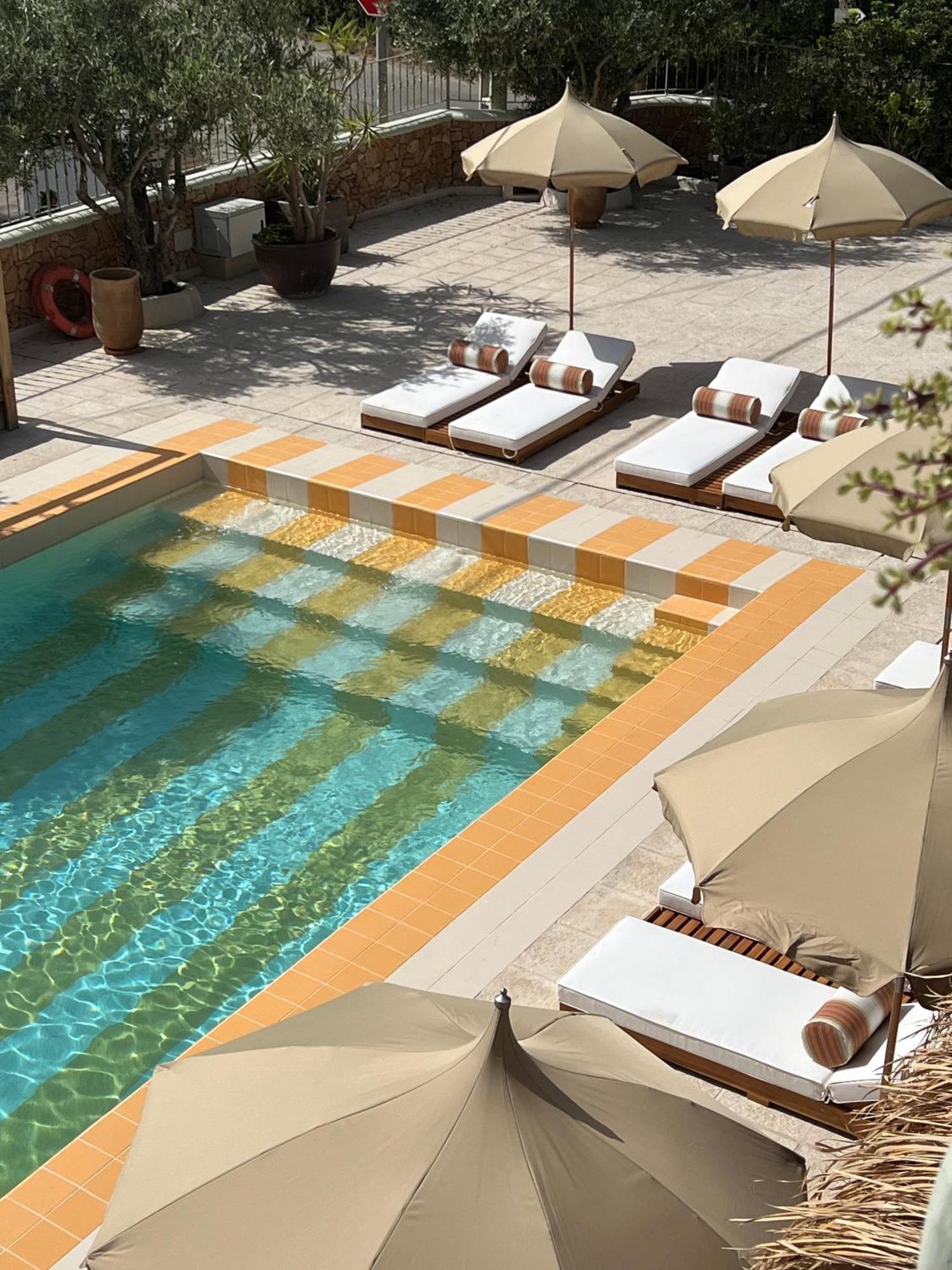 Malaquita Hotel Boutique Santa Eularia des Riu Bagian luar foto